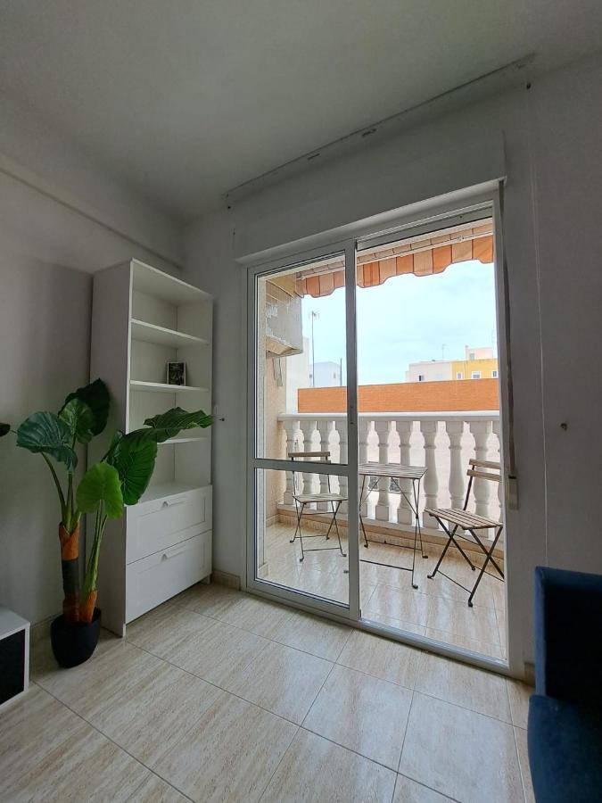 Apartamento Margarita Torrevieja Exterior foto